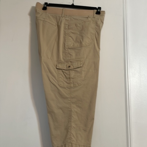 Women’s Lees Size 18 Tan Capris Slacks - Picture 4 of 7